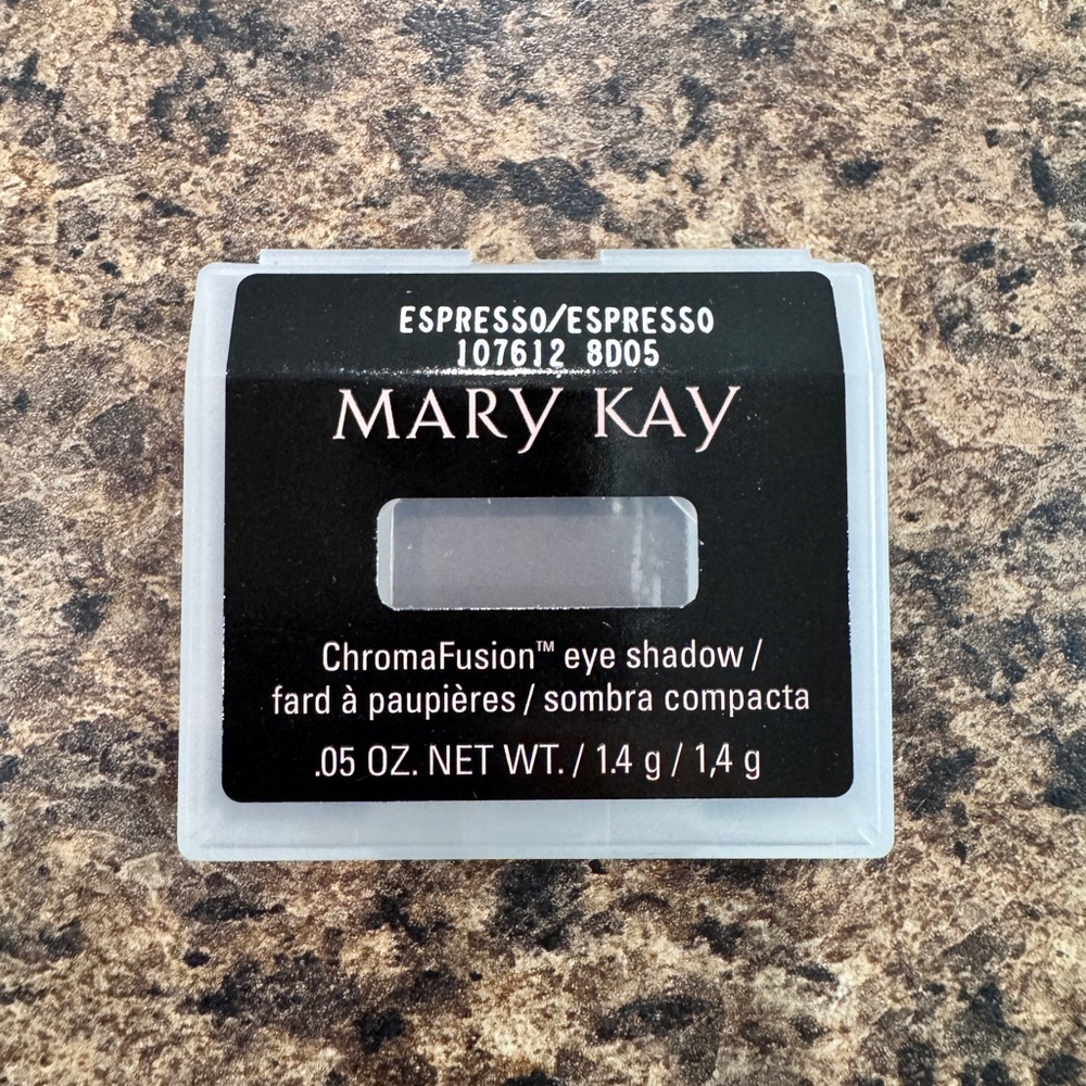 NEW Mary Kay Mineral Eye Color, Espresso, 107612